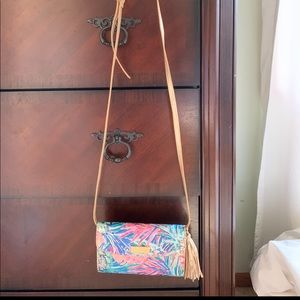 Lilly Pulitzer pineapple Crossbody wallet